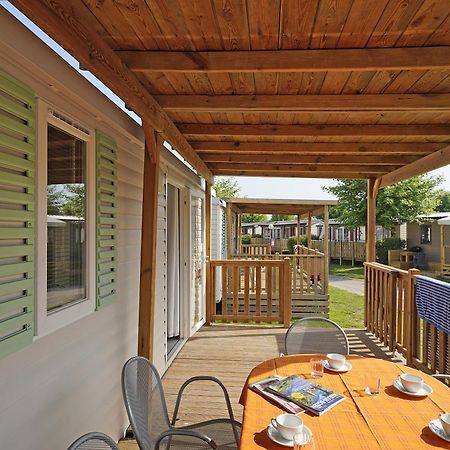 Butterfly Camping Village Πεσκιέρα ντελ Γκάρντα Εξωτερικό φωτογραφία