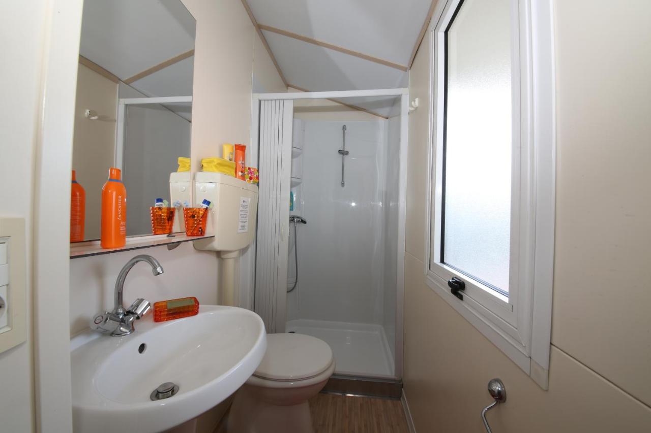 Butterfly Camping Village Πεσκιέρα ντελ Γκάρντα Εξωτερικό φωτογραφία