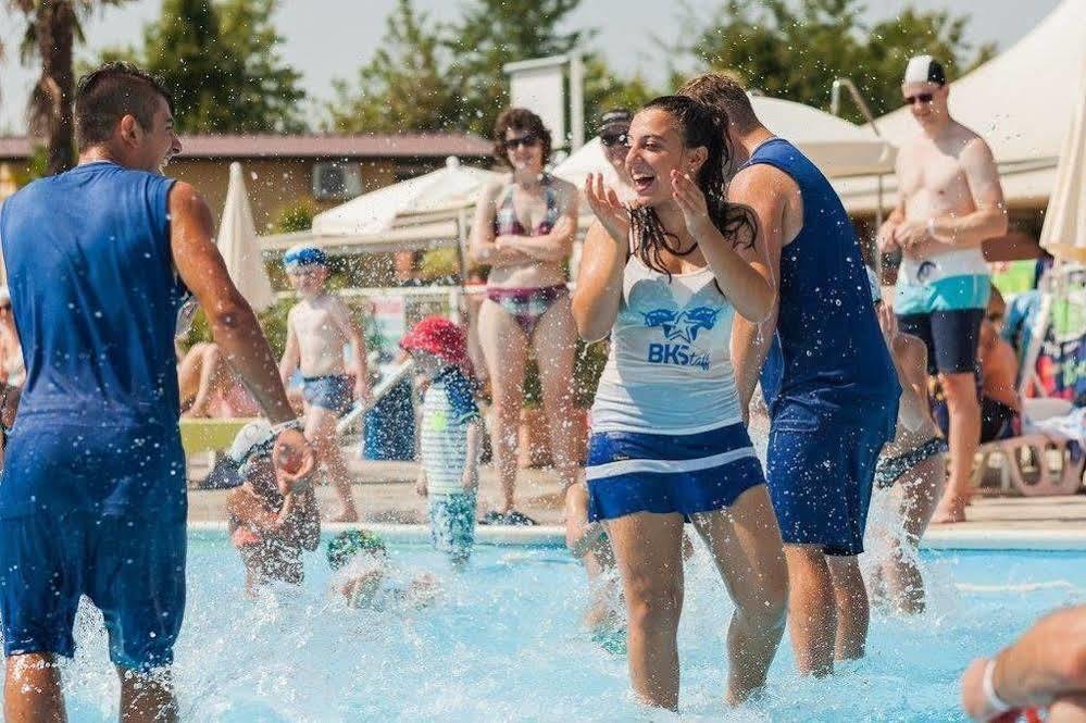 Butterfly Camping Village Πεσκιέρα ντελ Γκάρντα Εξωτερικό φωτογραφία